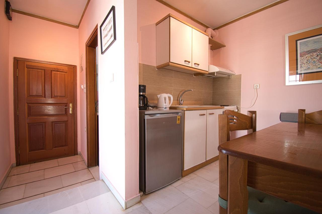 Tiny Studio Marousi Area Apartamento Atenas Exterior foto