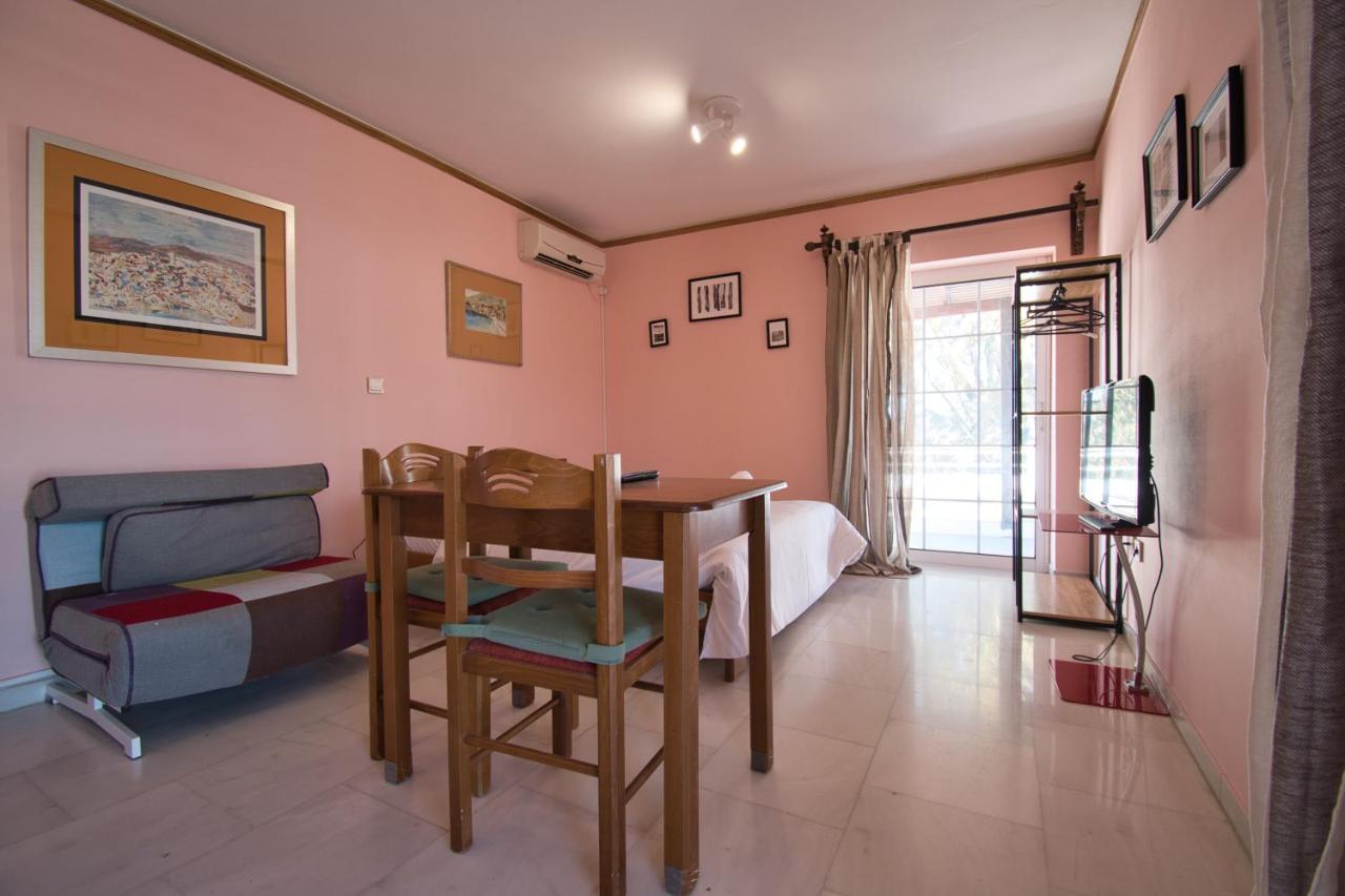 Tiny Studio Marousi Area Apartamento Atenas Exterior foto